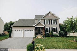 226 LOGHES DR, Manheim, PA 17545