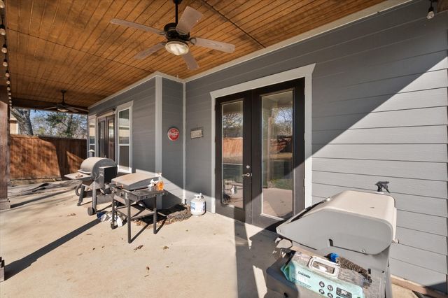 209 W Dallas Street, Mansfield, TX 76063