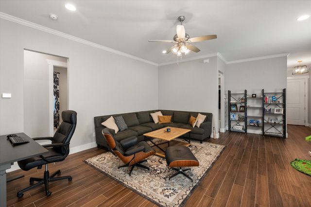 209 W Dallas Street, Mansfield, TX 76063