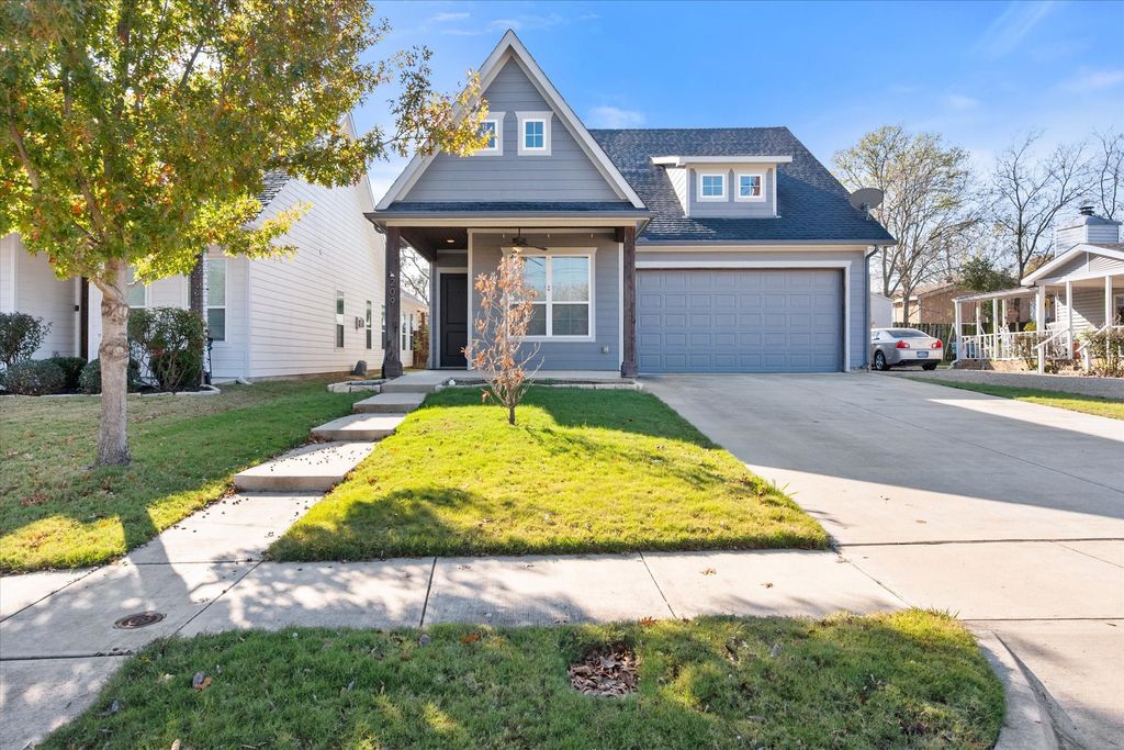 209 W Dallas Street, Mansfield, TX 76063