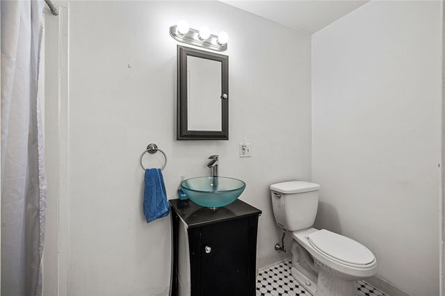 4400 Davison Street, Lawrenceville, PA 15201