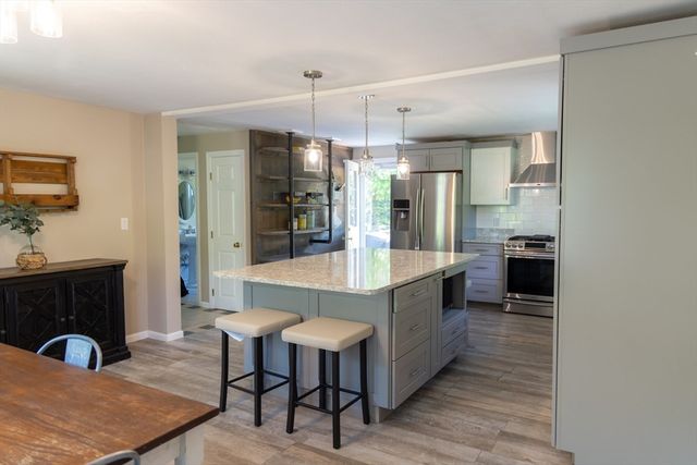 40 Idora Ave, Haverhill, MA 01832