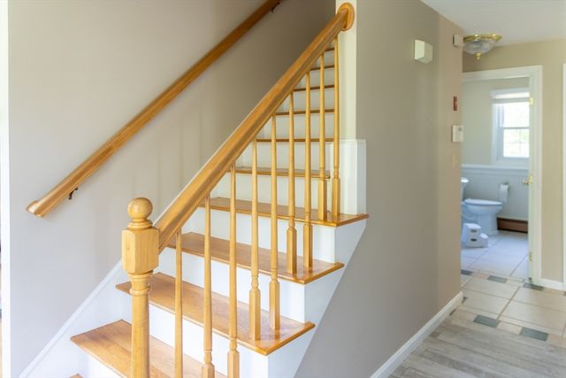 40 Idora Ave, Haverhill, MA 01832
