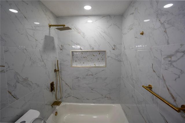 4318 Buckingham Place, Duluth, GA 30096