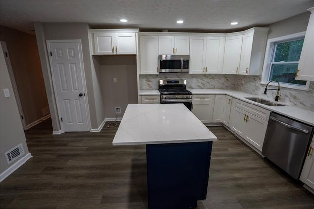 4318 Buckingham Place, Duluth, GA 30096