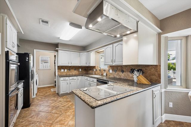 10730 Cedar Creek Drive, Houston, TX 77042