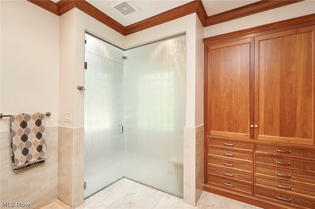 3740 Winterberry Drive, Akron, OH 44333