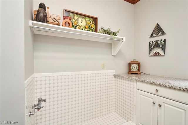 3740 Winterberry Drive, Akron, OH 44333