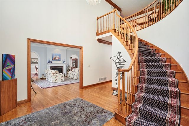 3740 Winterberry Drive, Akron, OH 44333