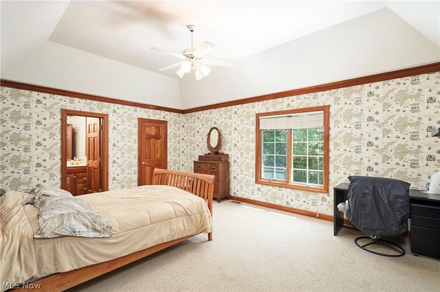 3740 Winterberry Drive, Akron, OH 44333