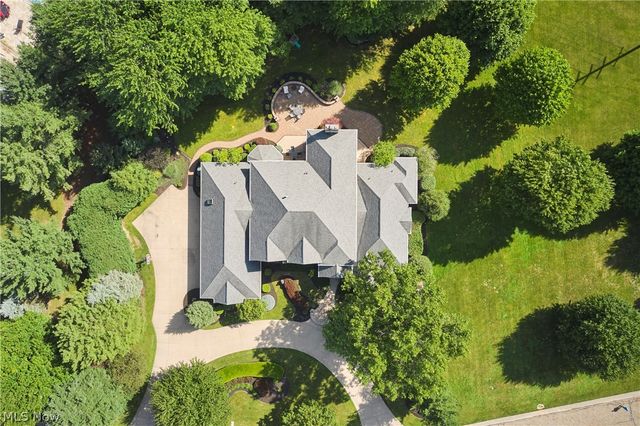 3740 Winterberry Drive, Akron, OH 44333