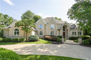 3740 Winterberry Drive, Akron, OH 44333