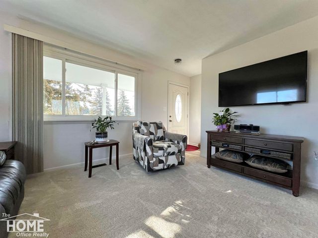 1860 S M-52 Highway, Owosso Twp, MI 48867