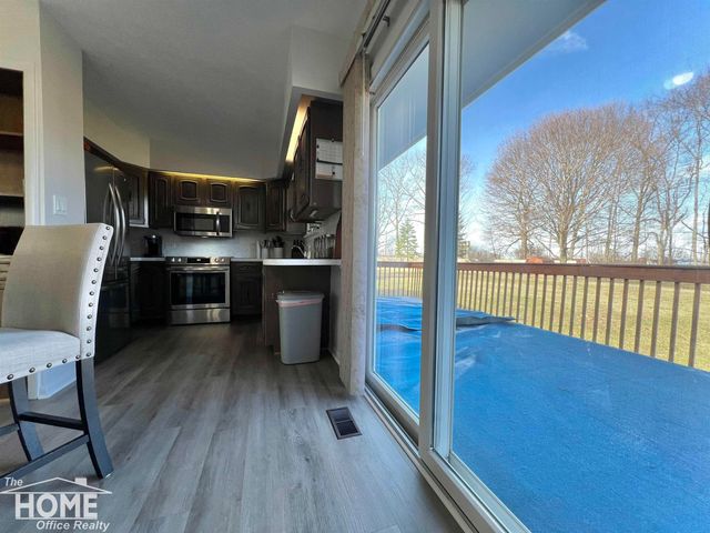 1860 S M-52 Highway, Owosso Twp, MI 48867