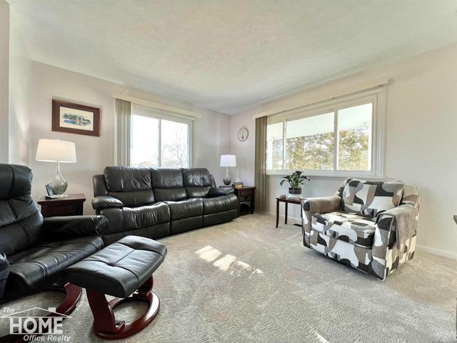 1860 S M-52 Highway, Owosso Twp, MI 48867