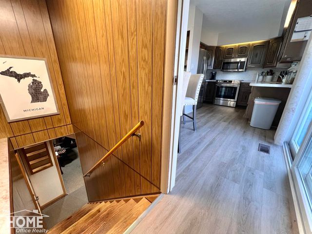 1860 S M-52 Highway, Owosso Twp, MI 48867