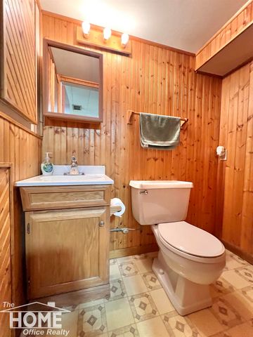 1860 S M-52 Highway, Owosso Twp, MI 48867