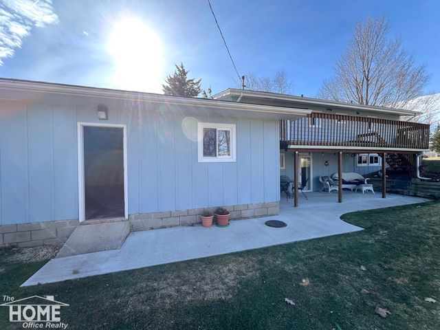 1860 S M-52 Highway, Owosso Twp, MI 48867