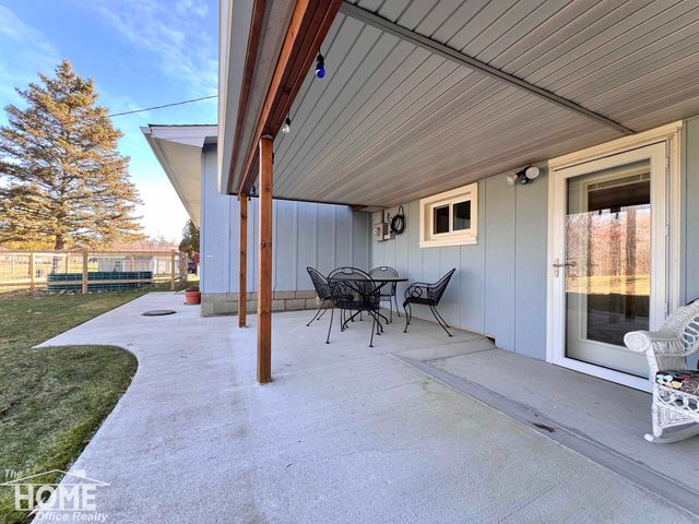 1860 S M-52 Highway, Owosso Twp, MI 48867