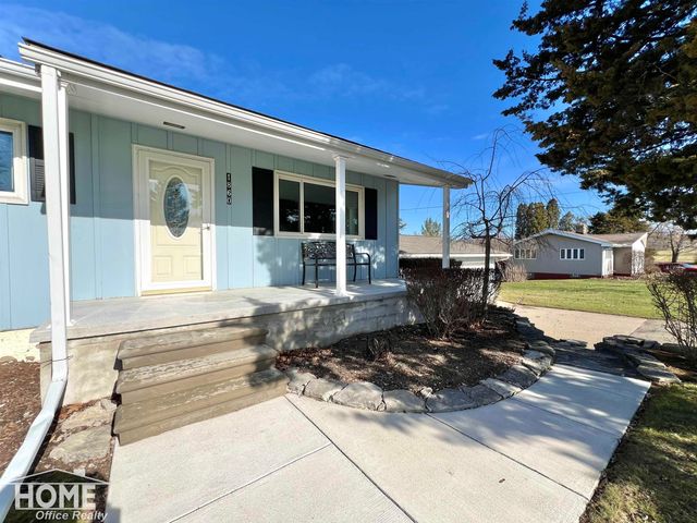 1860 S M-52 Highway, Owosso Twp, MI 48867