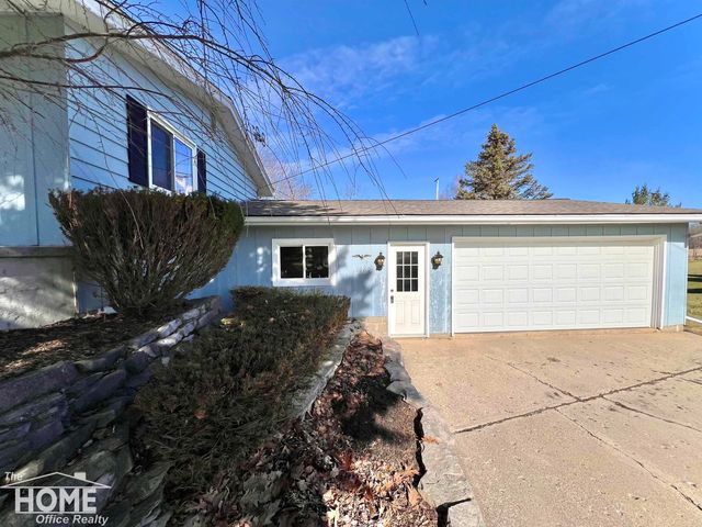 1860 S M-52 Highway, Owosso Twp, MI 48867