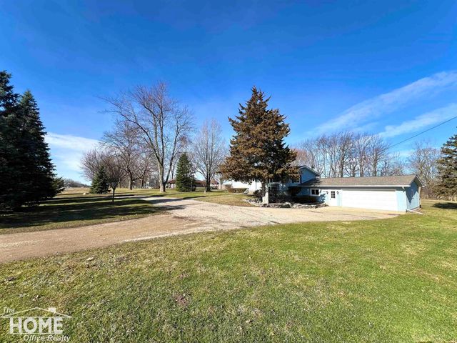 1860 S M-52 Highway, Owosso Twp, MI 48867
