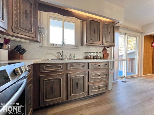 1860 S M-52 Highway, Owosso Twp, MI 48867