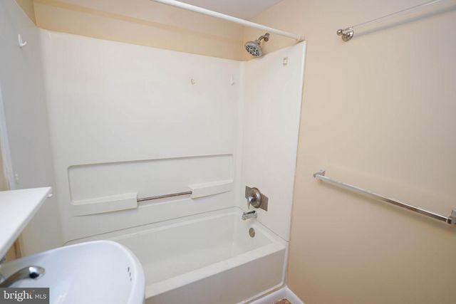 516 BAY ST #C-2, Berlin, MD 21811