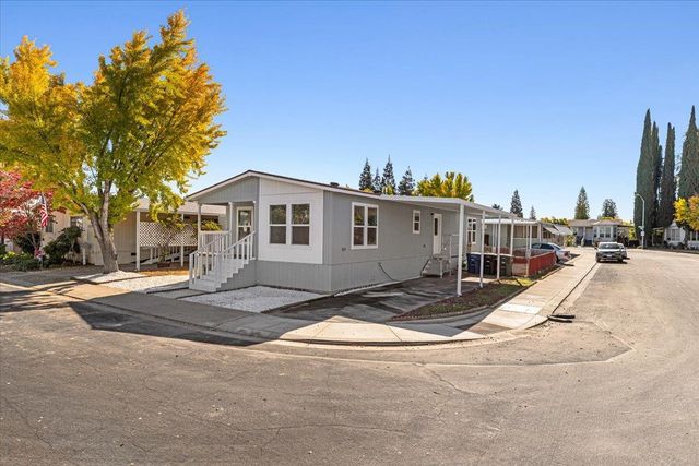 2128 Barrington Ln, Modesto, CA 95350