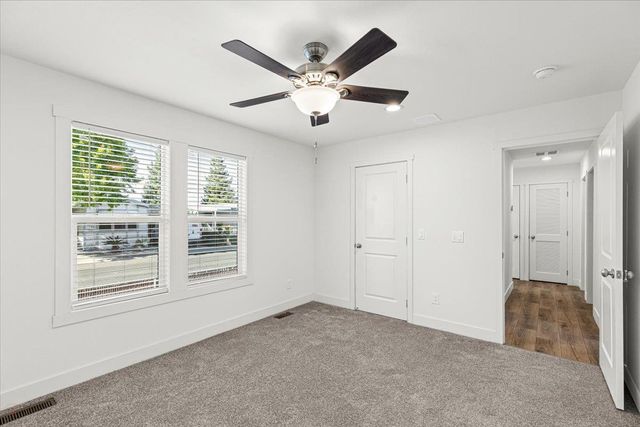 2128 Barrington Ln, Modesto, CA 95350