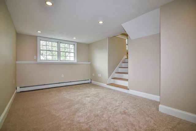 14 Centerville Drive, Salem, NH 03079