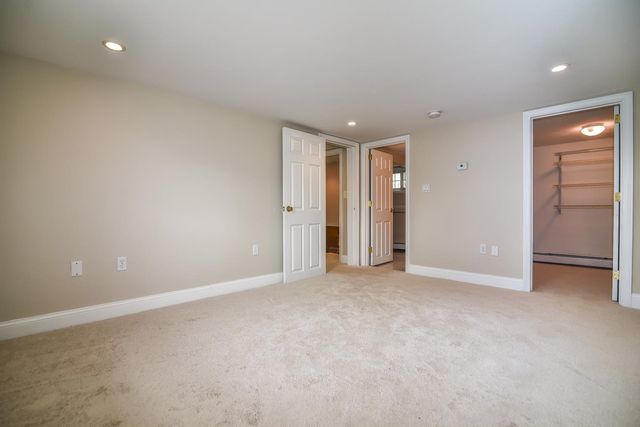 14 Centerville Drive, Salem, NH 03079