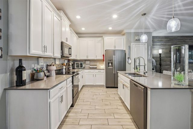 5125 TANZANITE DRIVE, Mount Dora, FL 32757