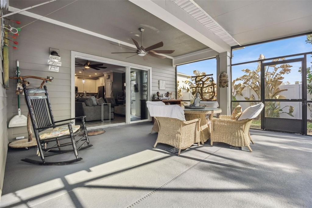 Image 25 of property listing at 5125 TANZANITE DRIVE, Mount Dora, FL 32757