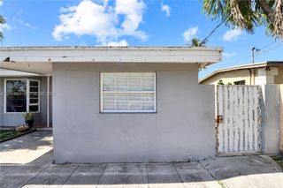 10710 SW 43rd Ln 1, Miami, FL 33165