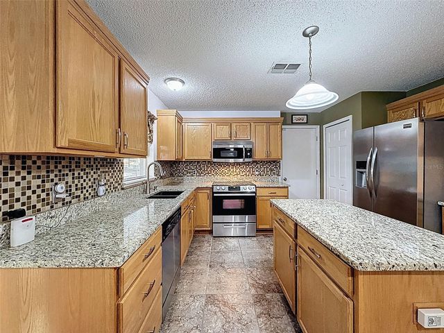 3181 DELTONA BOULEVARD, Spring Hill, FL 34606