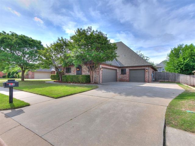 154 Evermay Drive, Edmond, OK 73013