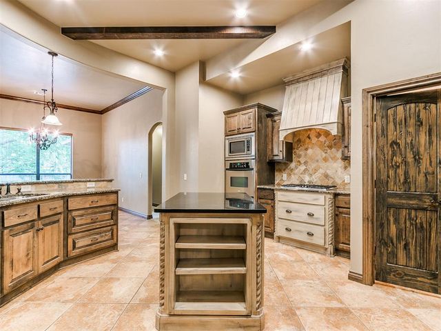 154 Evermay Drive, Edmond, OK 73013