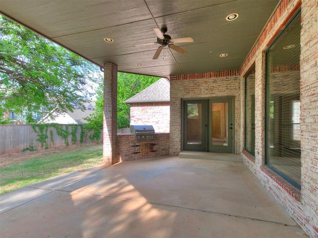 154 Evermay Drive, Edmond, OK 73013