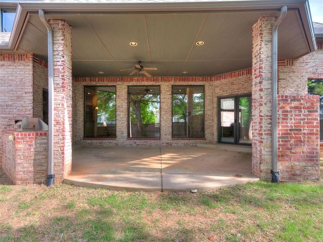 154 Evermay Drive, Edmond, OK 73013