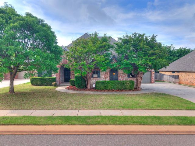 154 Evermay Drive, Edmond, OK 73013