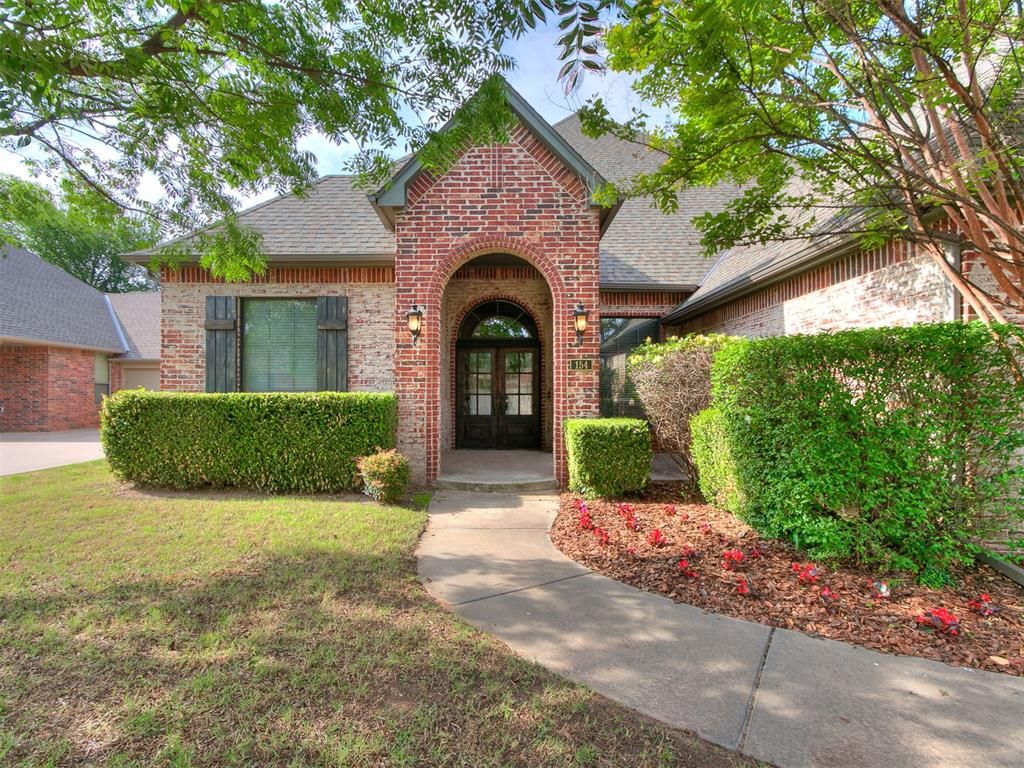 154 Evermay Drive, Edmond, OK 73013