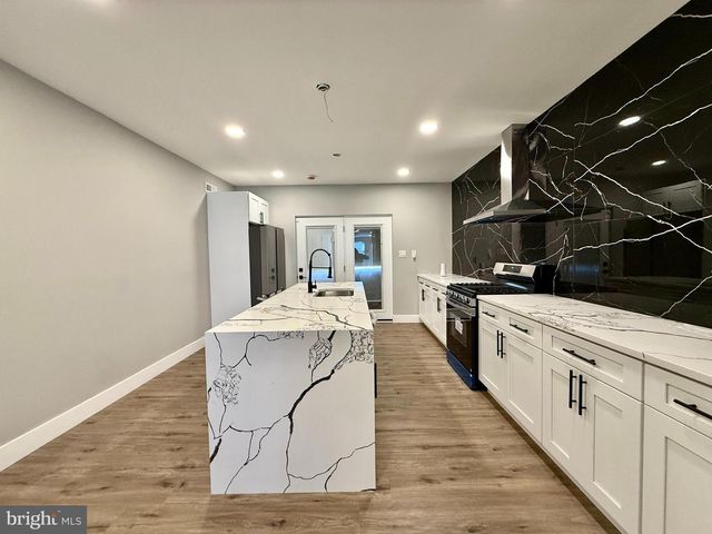 2058 E AUBURN ST, Philadelphia, PA 19134