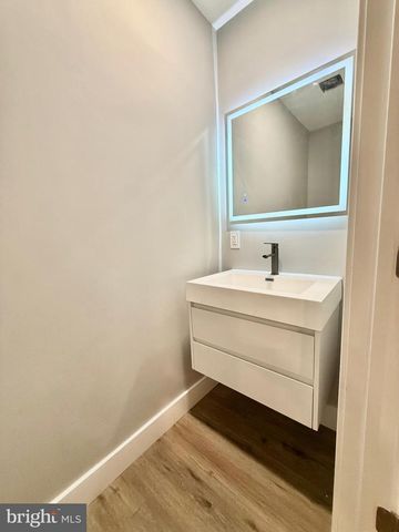 2058 E AUBURN ST, Philadelphia, PA 19134