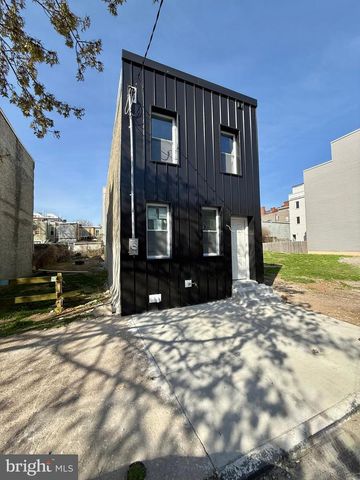 2058 E AUBURN ST, Philadelphia, PA 19134