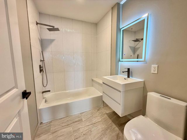 2058 E AUBURN ST, Philadelphia, PA 19134