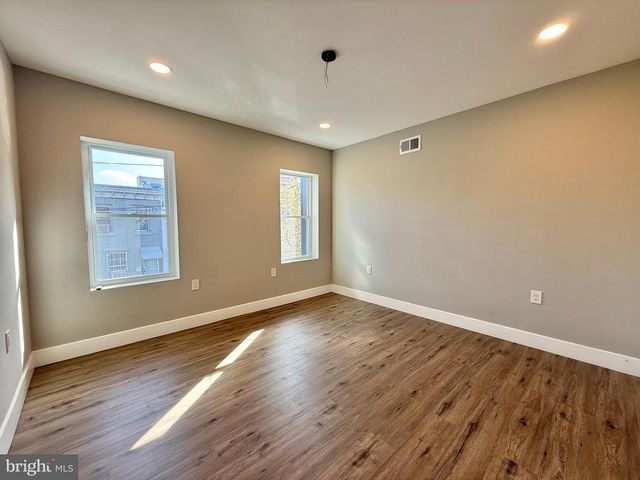 2058 E AUBURN ST, Philadelphia, PA 19134