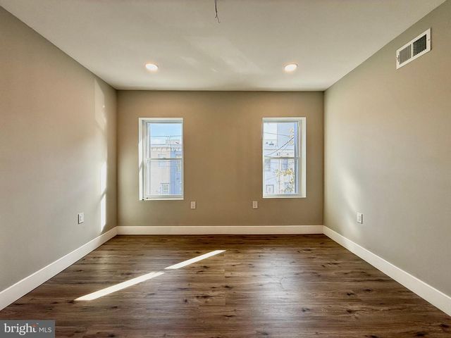 2058 E AUBURN ST, Philadelphia, PA 19134