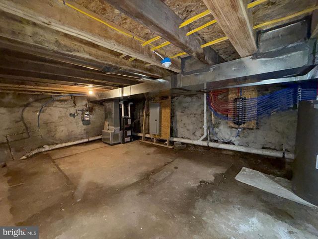 2058 E AUBURN ST, Philadelphia, PA 19134