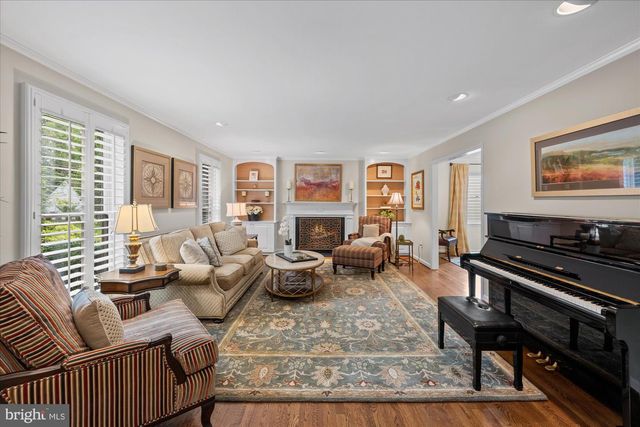 8308 RIVER FALLS DR, Potomac, MD 20854